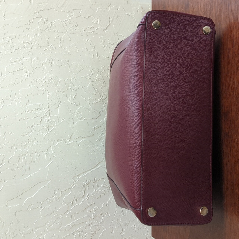 MICHAEL Michael Kors Oxblood Maddie Medium Crossgrain Leather Tote Bag - Picture 7 of 15
